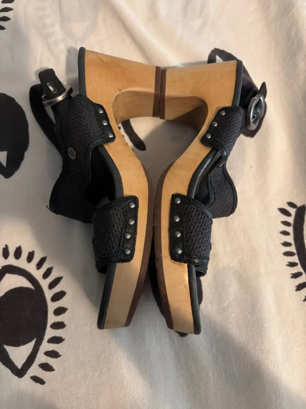 UGG lomita wooden